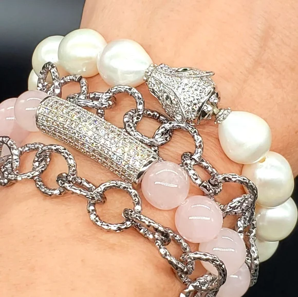 Genuine Freshwater Pearls Bracelet Platinum Pave Diamond Crystals Lion Head